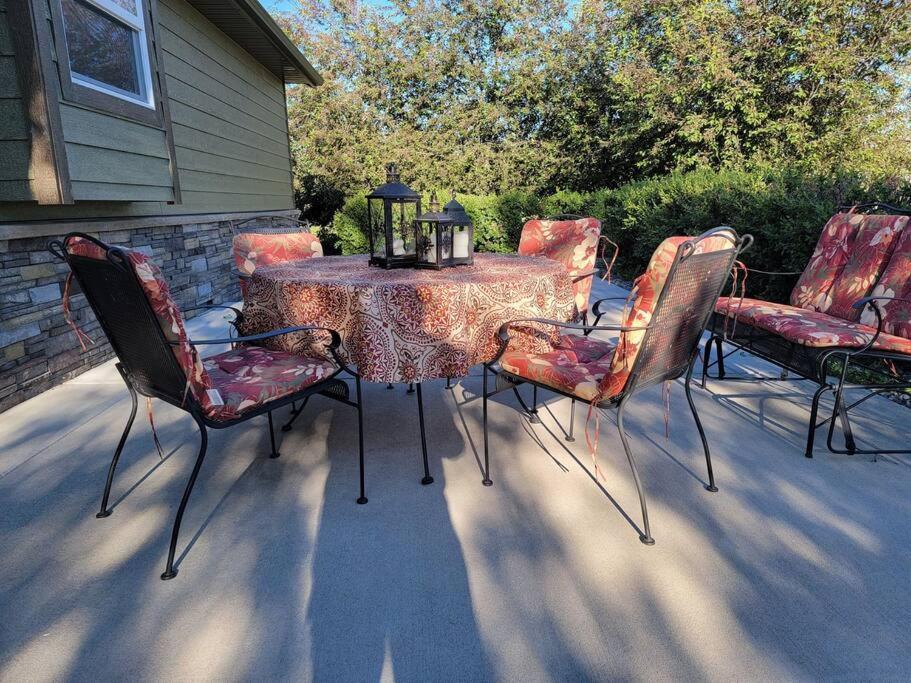 Mountain View Home On 2 Acres Bozeman Exterior photo